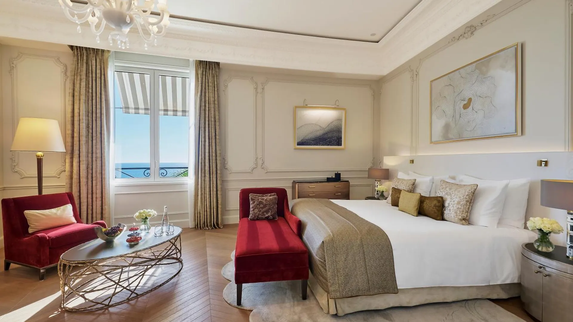 Hotel De Paris Monte-Carlo 5*,